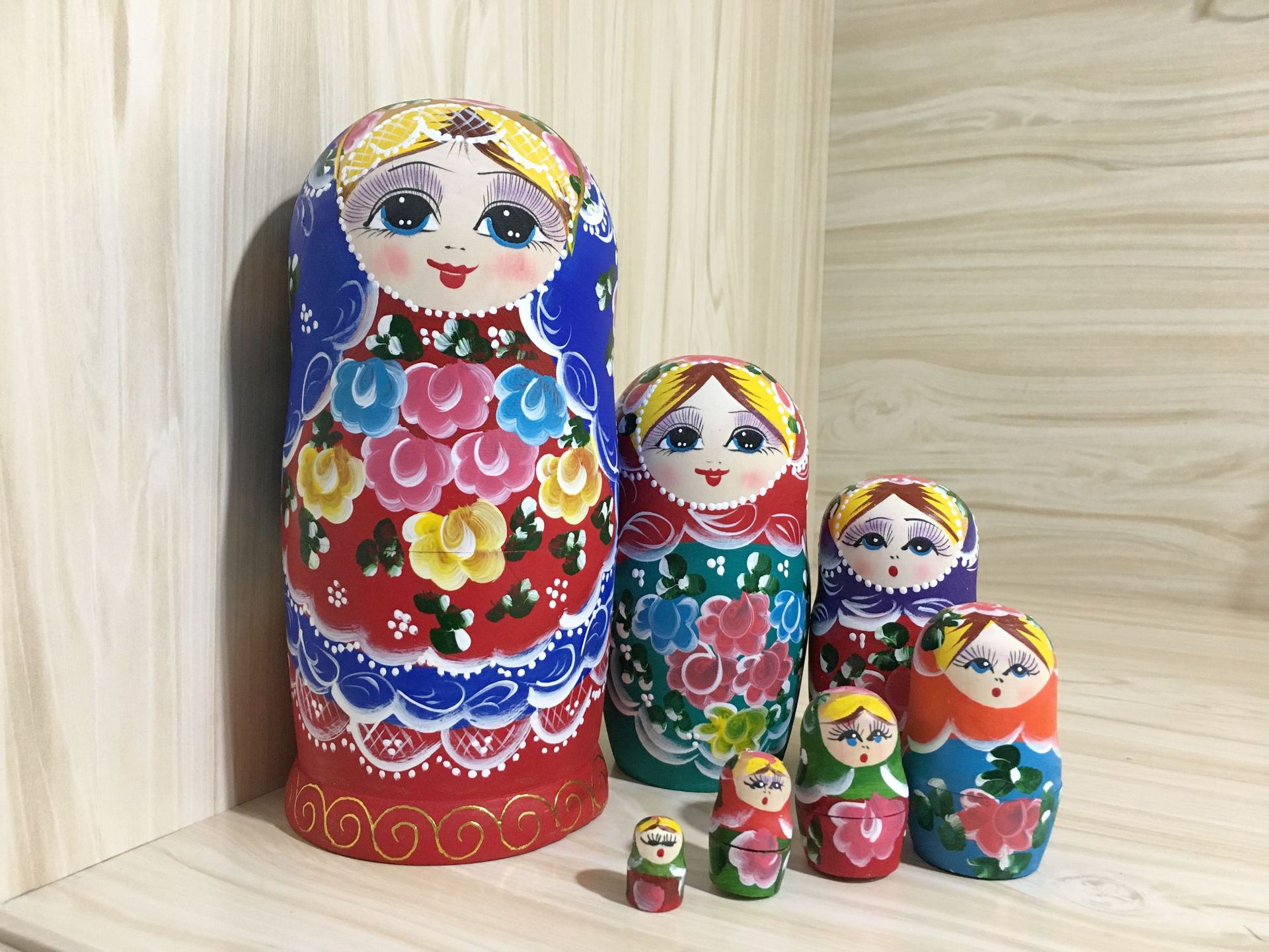 供应 精品七层十层套娃精美俄罗斯套娃木质工艺品家居摆饰品在类目 特色手工艺, 海外工艺品, 北欧特色中 - 来自Buy2taobao.com提供专业的淘宝代购服务