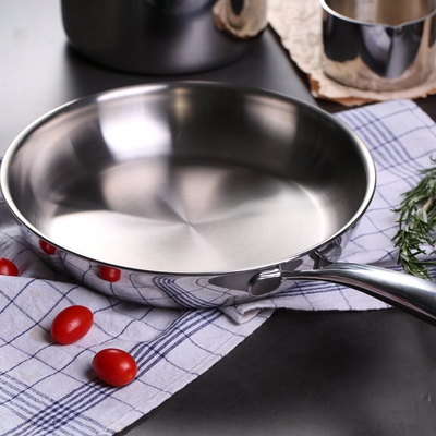 正品五层钢一体成型18/10不锈钢煎锅平底锅无涂层物理不粘厚26cm