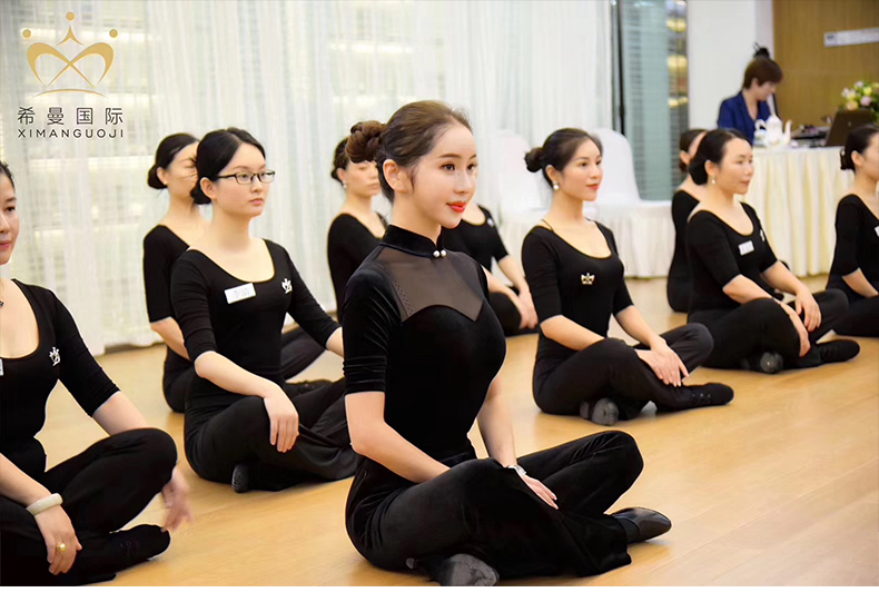 舞姿翼舞蹈服上衣小薇老師名媛修煉課絲絨禮儀服形體訓練服XT015在類目 運動/瑜伽/健身/球迷用品, 舞蹈/健美操/體操, 肚皮舞, 肚皮舞上裝中 - 來自Buy2taobao.com提供專業的淘寶代購服務