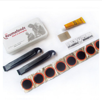 自行车修理工具 骑行工具套装 胶片撬棒 【塑料盒装补胎工具】在类目 自行车/骑行装备/零配件, 自行车修车工具, 补胎胶水中 - 来自Buy2taobao.com提供专业的淘宝代购服务