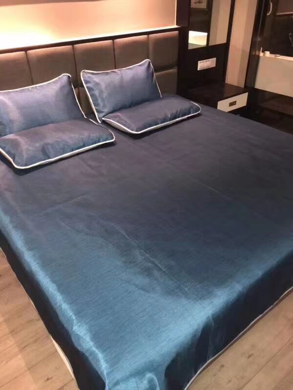 夏季无印风格冰丝凉席三件套1.8m床1.5米2可水洗空调软席子不变形在类目 床上用品, 凉席/竹席/藤席/草席/牛皮席中 - 来自Buy2taobao.com提供专业的淘宝代购服务