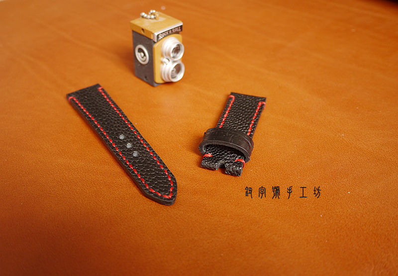 黑色鴕鳥腿皮純手工表帶 可定制 機械表代用帶 稀有皮複古表帶在類目 個性定製/設計服務/DIY, 服飾箱包定製, 配飾定製, 其它配飾定製中 - 來自Buy2taobao.com提供專業的淘寶代購服務