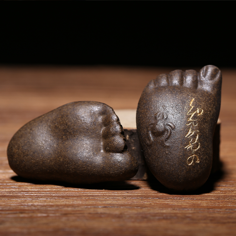 紫砂茶寵擺件茶盤擺件小知足常樂可愛小腳丫雕塑茶玩茶具配件在類目 餐飲具, 茶具, 茶道/零配中 - 來自Buy2taobao.com提供專業的淘寶代購服務
