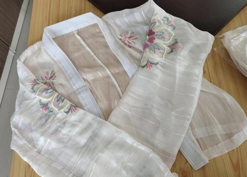 【画堂春】特价绣花 上襦 百搭单品 现货在类目 个性定制/设计服务/DIY, 服饰箱包定制, 服装定制, 汉服定制中 - 来自Buy2taobao.com提供专业的淘宝代购服务