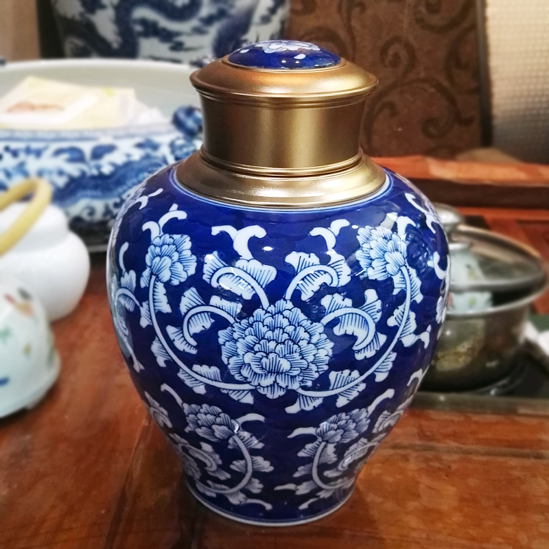 青花瓷缠枝莲茶叶罐景德镇陶瓷仿古手工满工密封铜口在类目 餐饮具, 茶具, 茶叶罐中 - 来自Buy2taobao.com提供专业的淘宝代购服务