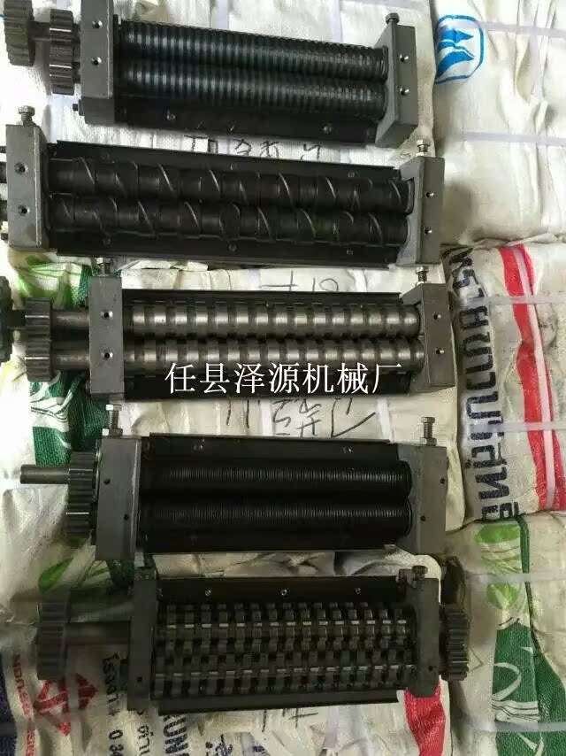 MT系列商用不锈钢挂面切面刀面条机刀扁面柳叶板面刀削面混沌皮在类目 厨房/烹饪用具, 厨用小工具/厨房储物, 面条机/压面机中 - 来自Buy2taobao.com提供专业的淘宝代购服务