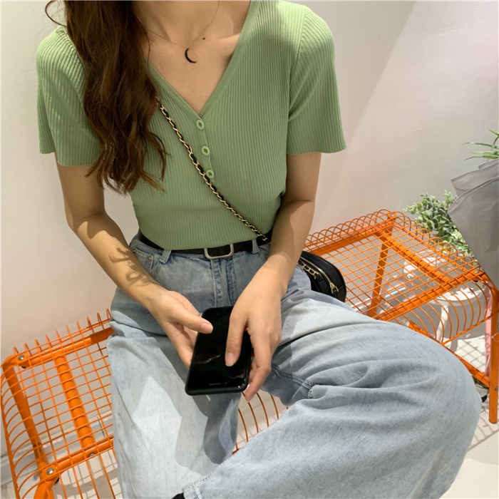 夏chic薄款冰丝针织衫t恤女短袖修身复古纽扣v领牛油果绿色打底衫|ruв категории Женская одежда, свитер - от Buy2taobao.com для оказания профессиональной услуги покупки агента Taobao