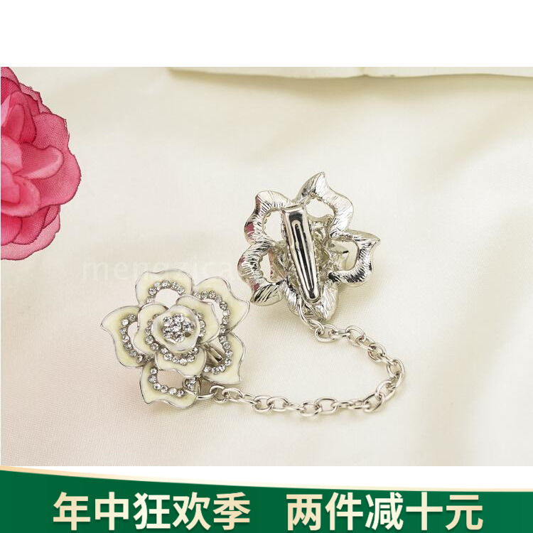 日韩白山茶花胸针女胸花链条衣领夹领花满钻领针开衫披肩扣配饰品在类目 饰品/流行首饰/时尚饰品新, 胸针中 - 来自Buy2taobao.com提供专业的淘宝代购服务