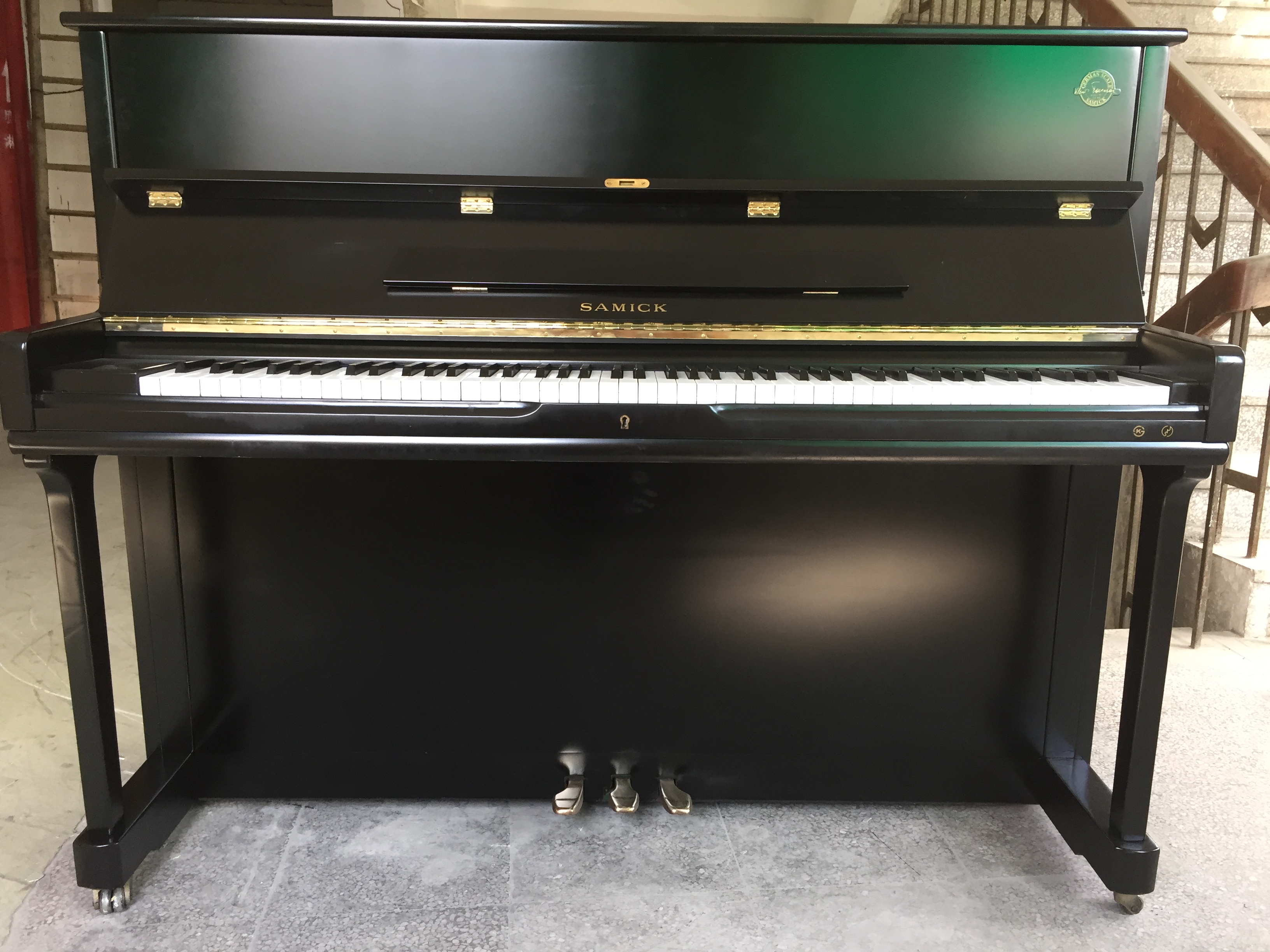 Shenzhen Original import Used Piano Samick SAMICK SU-118SE Beautiful black Mattein the Musical Instruments/Guitar/Piano/Fitting , Piano category - from Buy2taobao.com to provide professional Taobao agent buy service