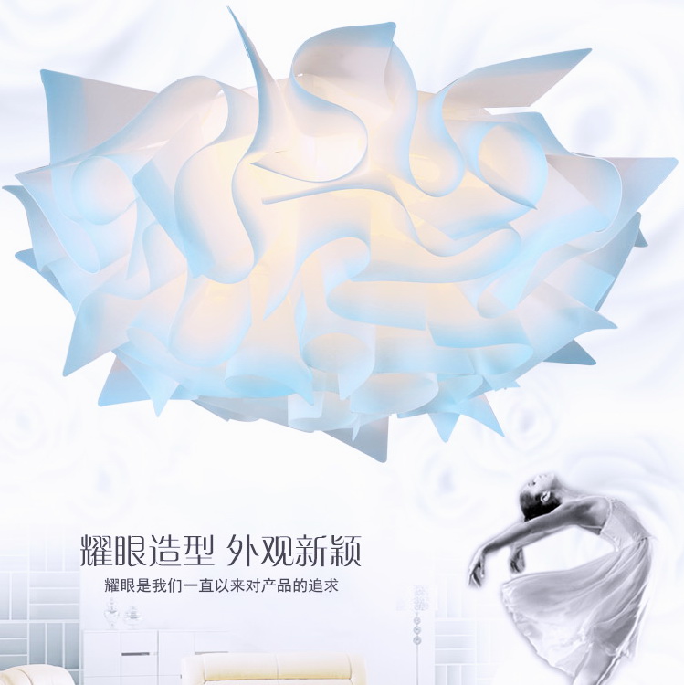 吸顶灯卧室灯现代简约创意花形led变色温馨浪漫婚房灯儿童房灯具在类目 家装主材, 灯具灯饰, 吸顶灯中 - 来自Buy2taobao.com提供专业的淘宝代购服务