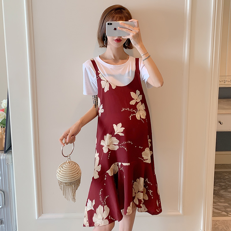 孕婦裝夏天裙子2019新款時尚寬松花色吊帶裙+純棉T恤孕婦兩件套裝在類目 孕婦裝/孕產婦用品/營養, 孕婦裝, 連衣裙中 - 來自Buy2taobao.com提供專業的淘寶代購服務
