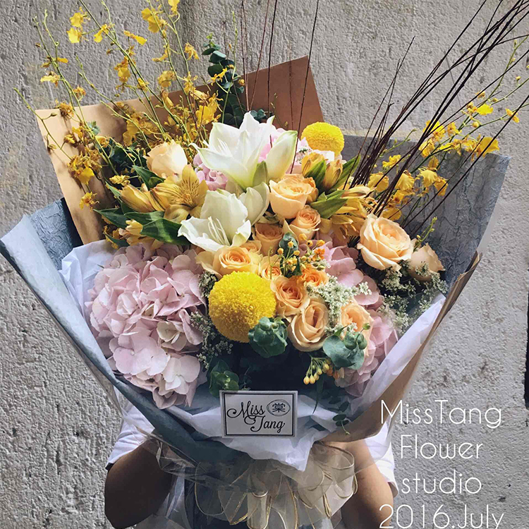 Miss棠定制進口花束進口超大花混搭花束武漢同城鮮花速遞在類目 鮮花速遞/花卉仿真/綠植園藝, 鮮花速遞(同城)中 - 來自Buy2taobao.com提供專業的淘寶代購服務