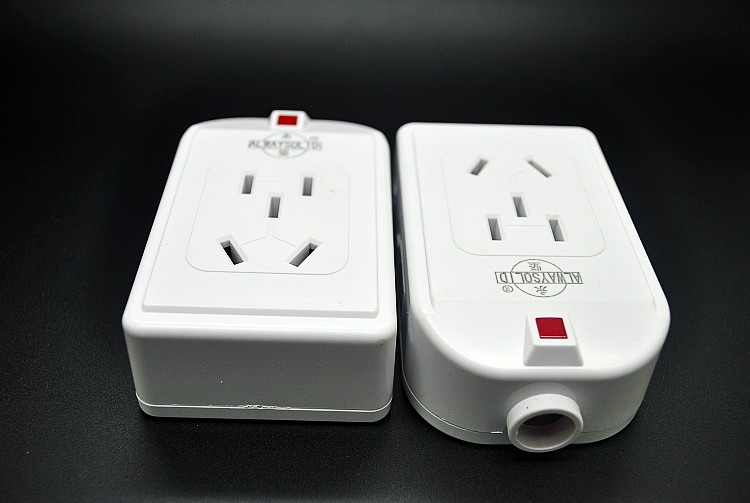 PDU/UPS Power outlet C13C14 Plug Mini Platoon and insertion DIY2 M strip Weak electric boxin the Electronic/Electrician , Terminal Blocks/Plug , Terminal Blocks category - from Buy2taobao.com to provide professional Taobao agent buy service