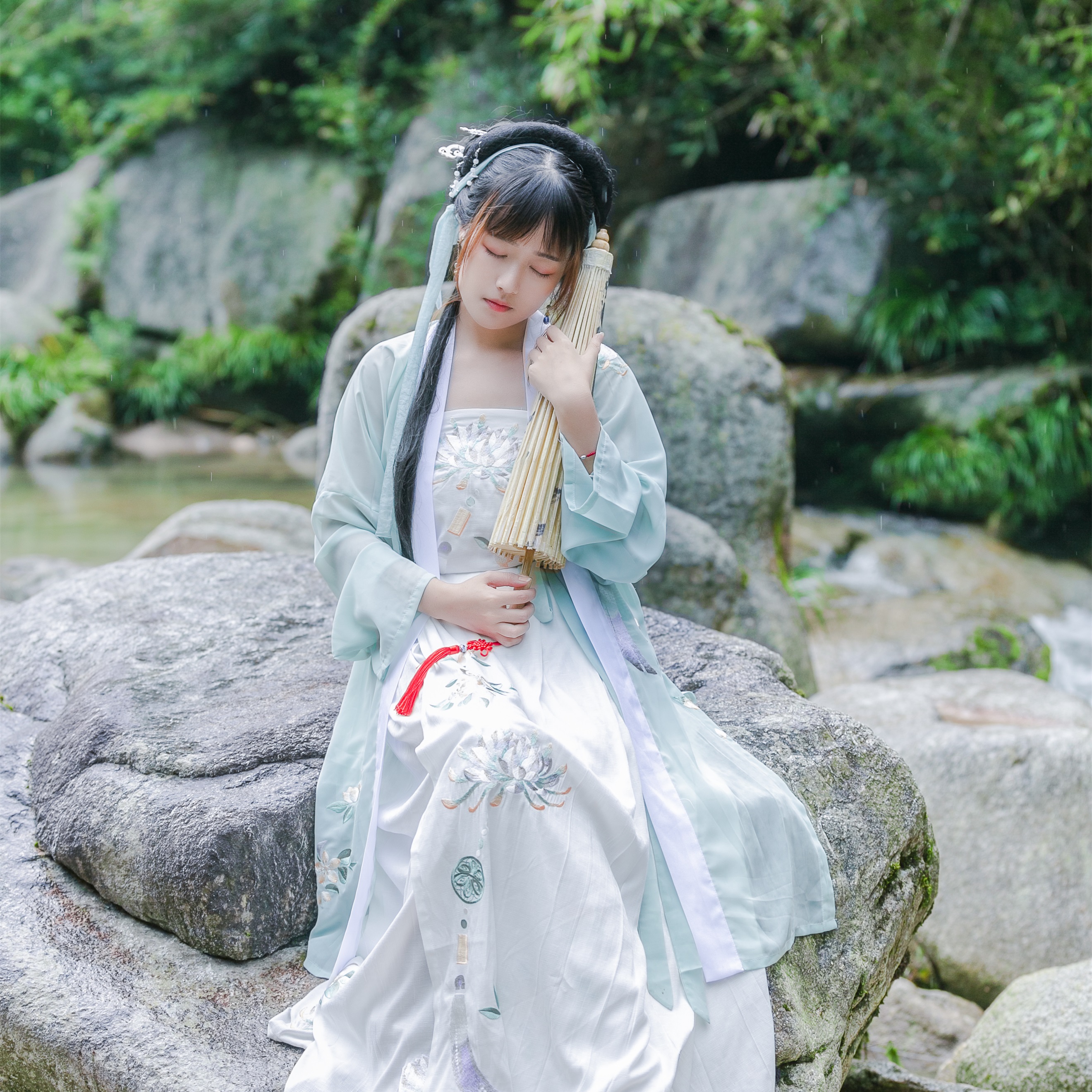 【兰芷玲珑】月下美人 重工刺绣日常汉服女 褙子百迭裙夏秋 现货|msdalam kategori Butik wanita / wanita, pakaian/pakaian kebangsaan/peringkat pakaian, pakaian kebangsaan/pakaian - dari Buy2taobao.com untuk memberikan perkhidmatan ejen Taobao profesional membeli