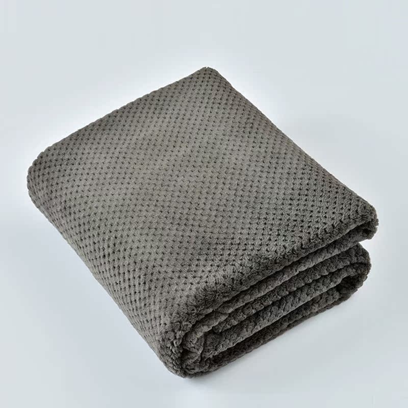 「Three strangers」Merbau Carpet quilt air conditioner Office Siesta Single thickening Flannel sheet Coralin the Bedclothes , Leisure blanket/Woolen blanket/Carpet category - from Buy2taobao.com to provide professional Taobao agent buy service