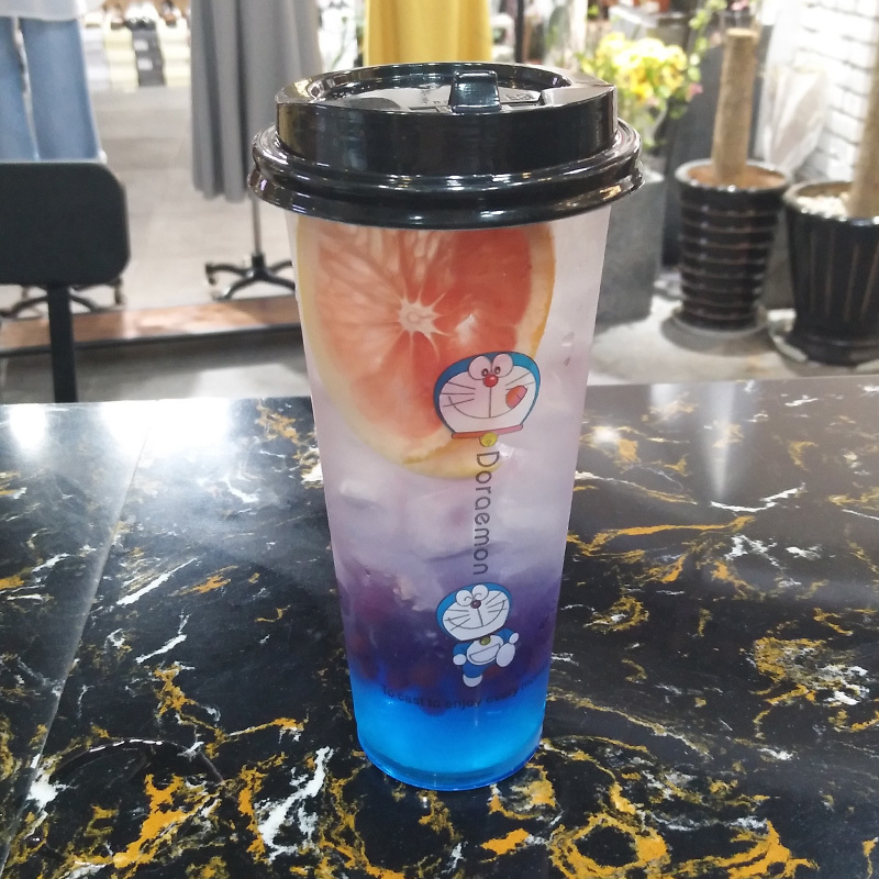 90一次性塑料奶茶杯子冷饮料果汁打包杯700ml500个带盖包邮可定做在类目 餐饮具, 一次性餐桌用品, 塑杯中 - 来自Buy2taobao.com提供专业的淘宝代购服务