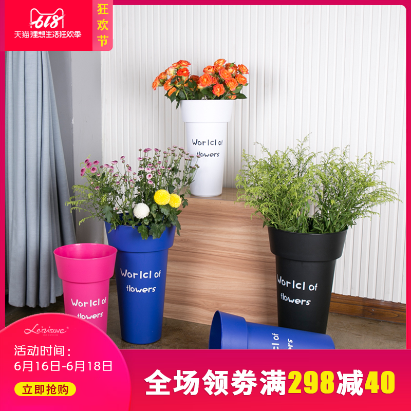 莱之秀创意鲜花筒圆形方形鲜花桶插花筒养花桶干花花店加厚塑料在类目 鲜花速递/花卉仿真/绿植园艺, 花瓶/花器/花盆/花架(新), 花瓶中 - 来自Buy2taobao.com提供专业的淘宝代购服务