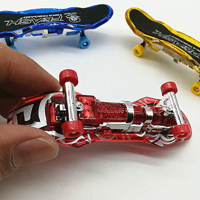 new pattern finger Skate Projection drawing The incident finger Skate Toys Puzzle Small giftsin the Toy/Childs/Puzzle/Building block/Model , Childs/Children skating , Scooter category - from Buy2taobao.com to provide professional Taobao agent buy service