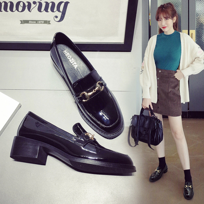 英伦风小皮鞋2018新款秋季漆皮单鞋粗跟秋鞋乐福鞋子韩版百搭女鞋