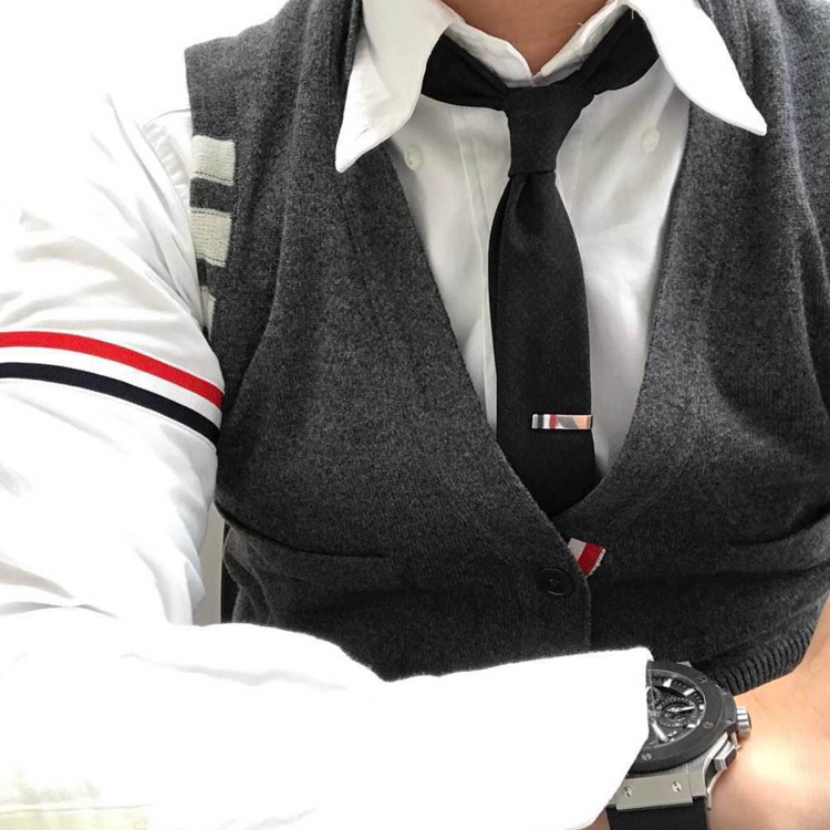 19FW Autumn and winter TB Vest Men and women the same paragraph man 's suit suit Vest Cashmere fabricsin the Men's clothing, Vest/Vest category - from Buy2taobao.com to provide professional Taobao agent buy service