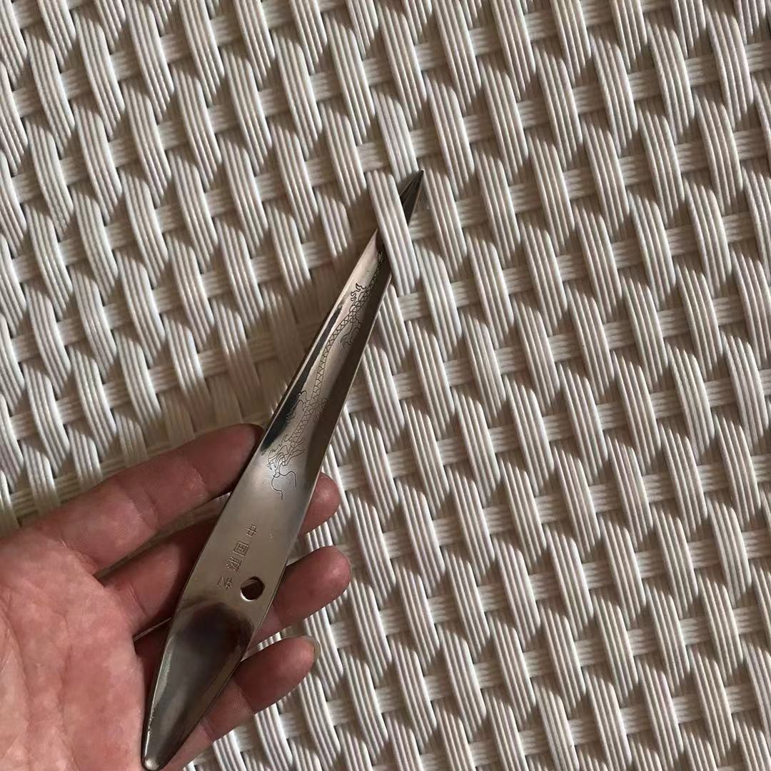 编藤撬刀撬刀挑刀龙纹撬刀编藤工具藤编工具片刀藤椅工具在类目 五金/工具, 手动工具, 刀, 刮刀中 - 来自Buy2taobao.com提供专业的淘宝代购服务