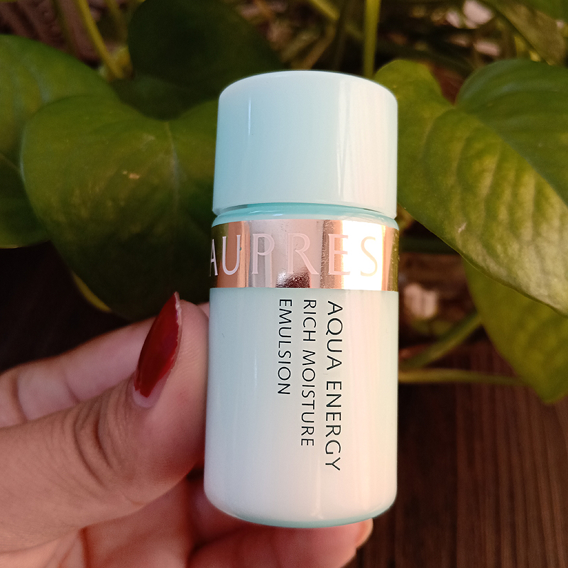 欧珀莱涌泉润肌柔润乳20ml 滋润型 补水保湿滋润 2020年9月到期在类目 美容护肤/美体/精油, 旅行装/体验装中 - 来自Buy2taobao.com提供专业的淘宝代购服务