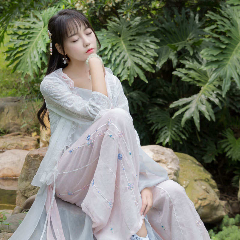卿汝玥秋新款原创汉元素改良汉服古风日常长款宋裤刺绣吊带两件套在类目 女装/女士精品, 裤子, 休闲裤中 - 来自Buy2taobao.com提供专业的淘宝代购服务