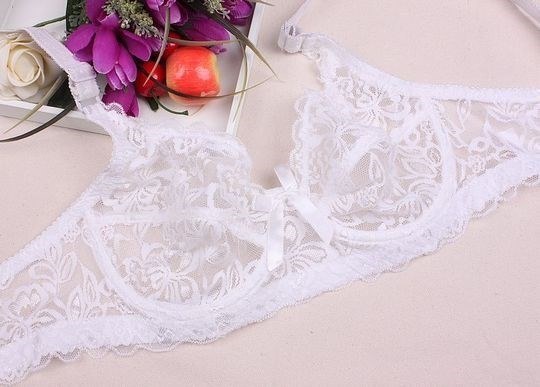 French ultrathin Bras Wireless Gather Thin section Lei mesh yarn sexy transparent Large Beautiful back Underwear summerin the Lingerie/Men's underwear/Tracksuit , Bra category - from Buy2taobao.com to provide professional Taobao agent buy service