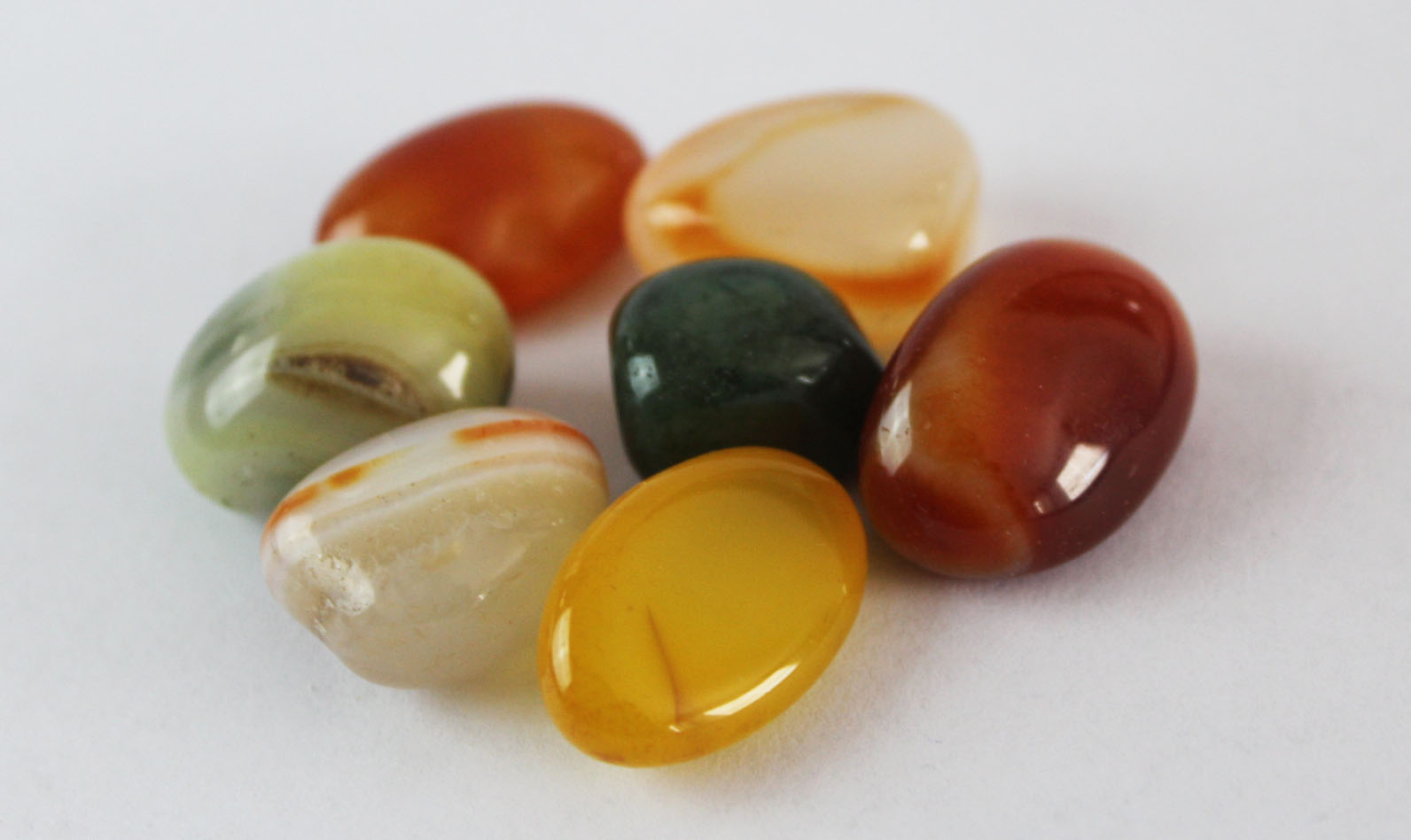 natural Multicolored crystal Agate Pebble Stone stone Decorative Stone Aquarium Stone polishing Color stonein the Flower delivery/Flowers simulation/Plants gardening , Gardening supplies , Other Garden Supplies category - from Buy2taobao.com to provide professional Taobao agent buy service