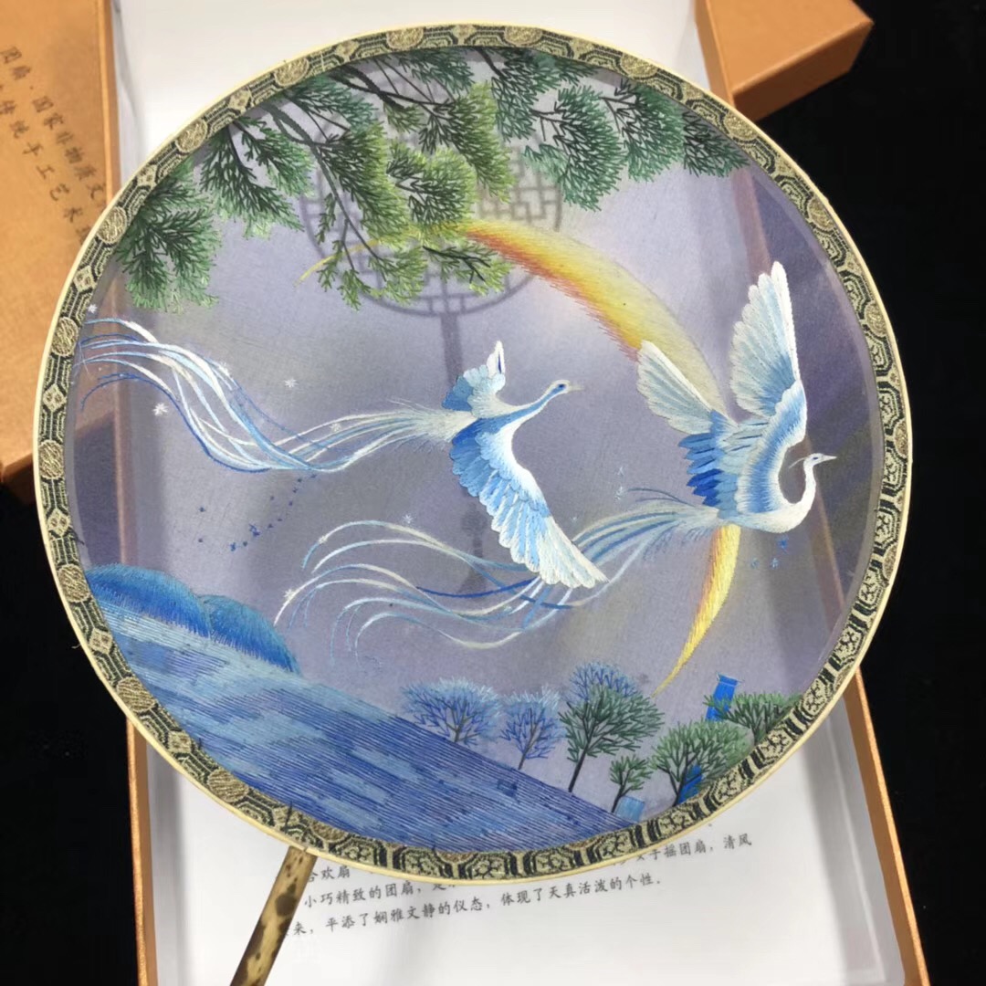 苏州刺绣湘妃竹团扇比翼 双面刺绣 手工真丝扇面 送礼佳品在类目 特色手工艺, 地区民间特色手工艺, 刺绣中 - 来自Buy2taobao.com提供专业的淘宝代购服务