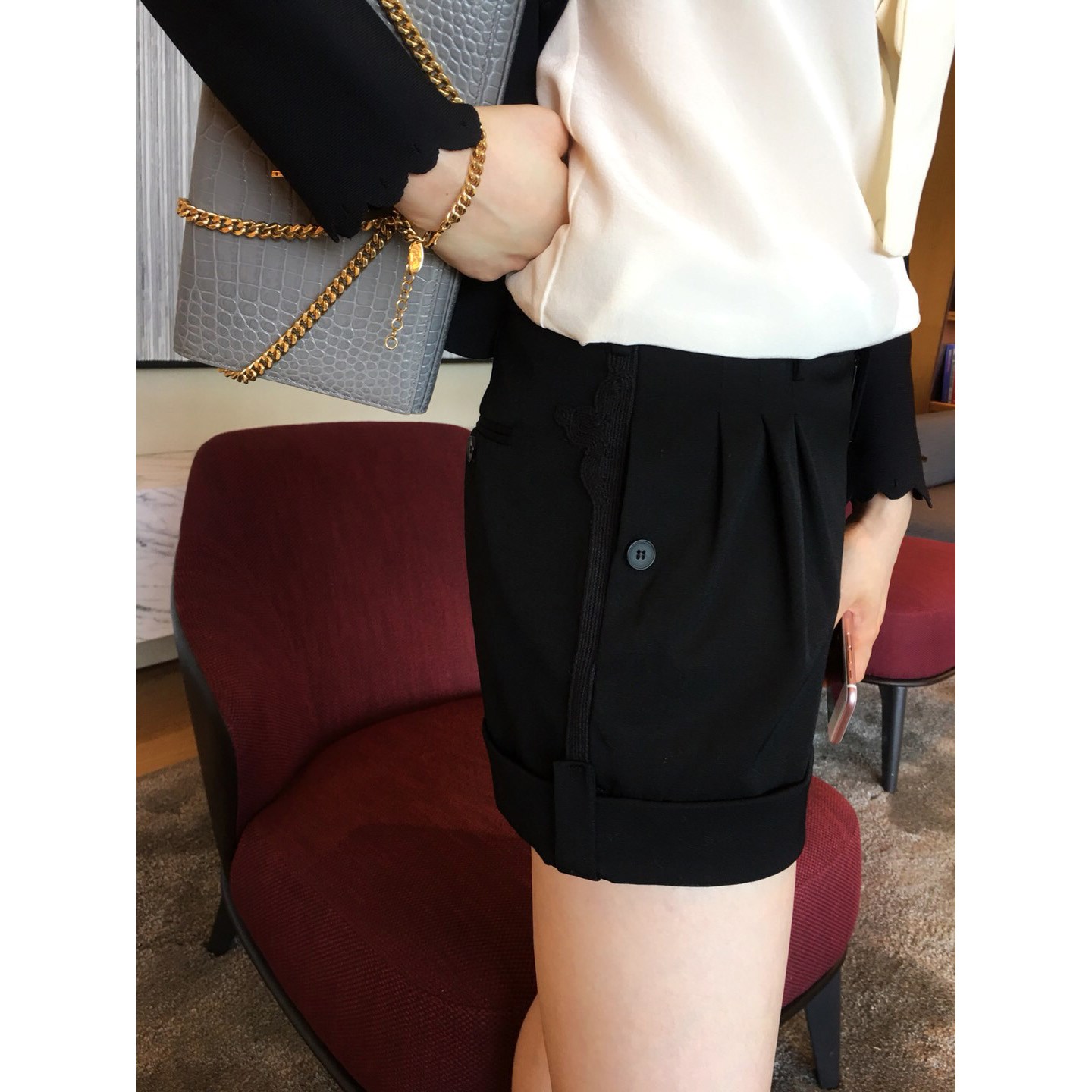 Must collect heavy weights Full of heroic spirit Awesome+manual Snell shortsin the Women's clothing/Boutique , Pants , Casual pants category - from Buy2taobao.com to provide professional Taobao agent buy service