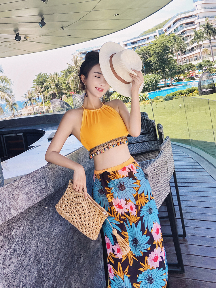 依诗浪泳衣女分体三件套复古名族风性感比基尼高腰韩国温泉小香风在类目 运动/瑜伽/健身/球迷用品, 游泳, 分体泳衣中 - 来自Buy2taobao.com提供专业的淘宝代购服务
