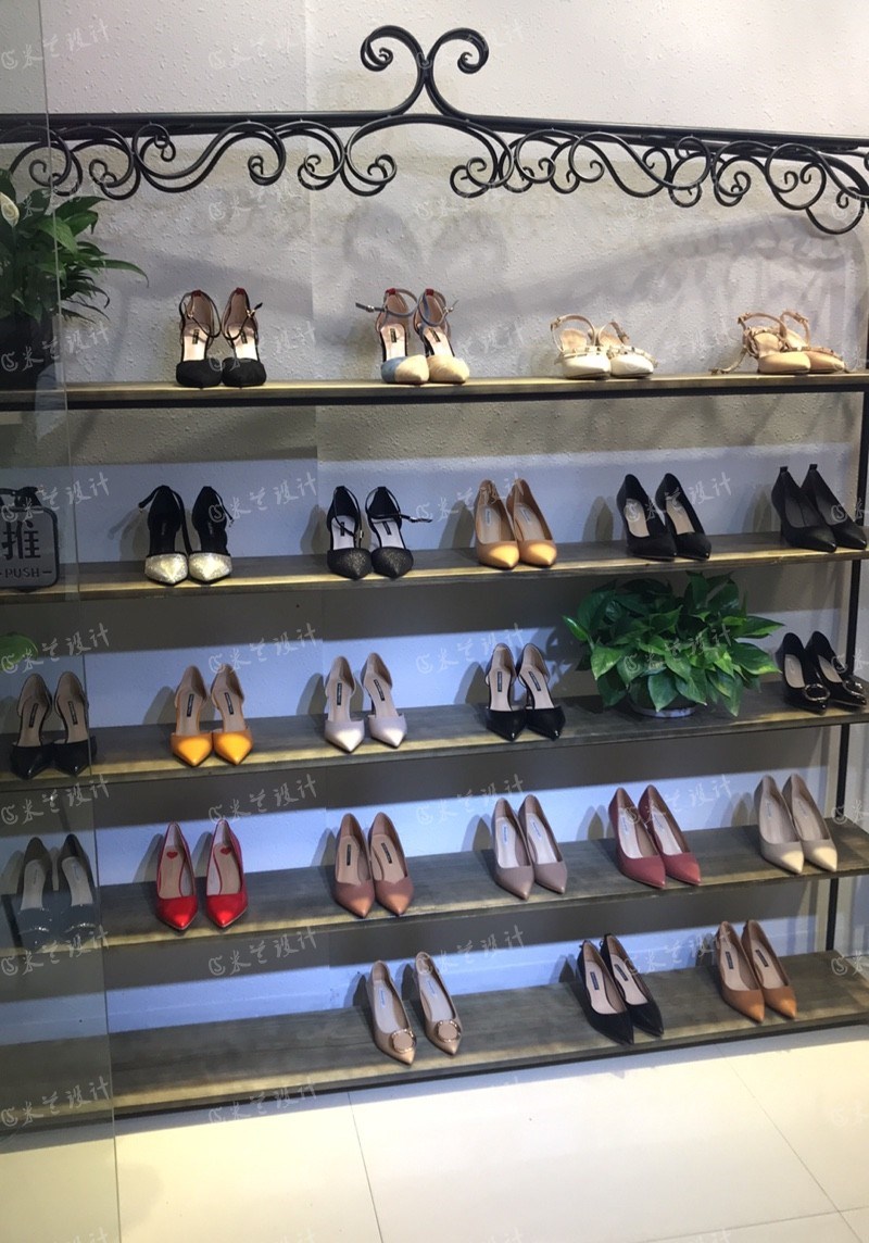 女鞋店复古货架服装店鞋架包包展示架中岛鞋柜创意橱窗落地陈列架在类目 商业/办公家具, 货架/展柜, 鞋货架中 - 来自Buy2taobao.com提供专业的淘宝代购服务