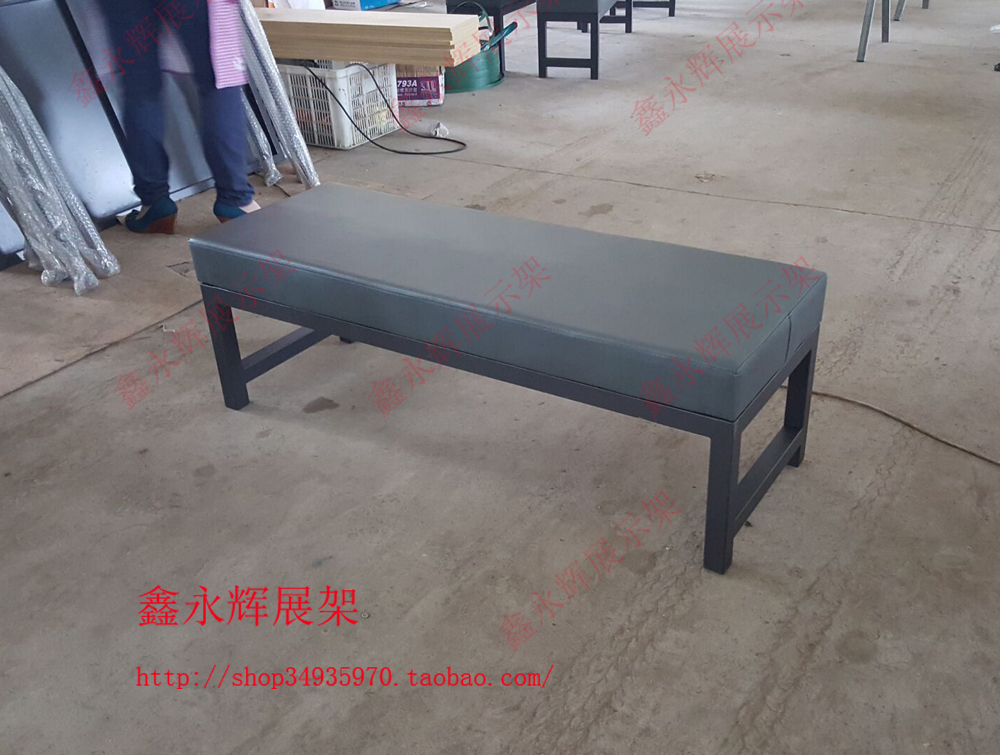 A pair of shoes stool Shoe store sofa Shoe store rest stool 4010in the Business/Office Furniture , Clothing store furniture , A pair of shoes stool category - from Buy2taobao.com to provide professional Taobao agent buy service