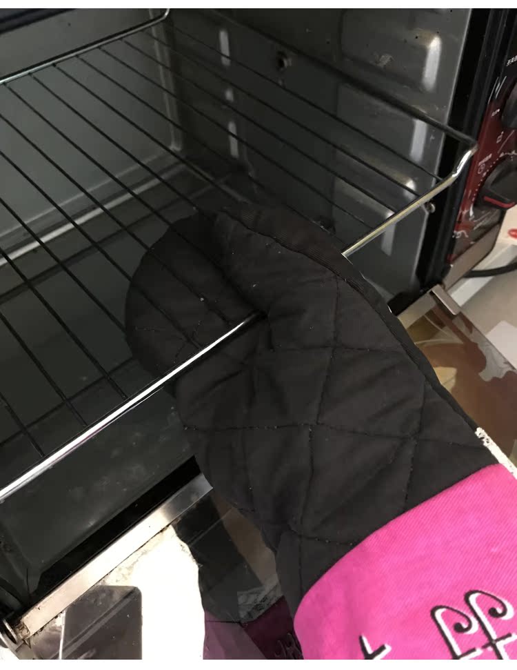 清仓 特价微瑕 微波炉烤箱手套 隔热手套 单右手 1个在类目 厨房/烹饪用具, 厨用小工具/厨房储物, 厨房电器配套用品, 微波炉手套中 - 来自Buy2taobao.com提供专业的淘宝代购服务