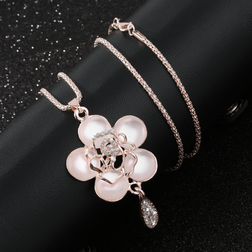 Women Crystal Rhinestones Rose Flower Pendant Charm Necklacein the 3C Digital Accessories, Digital peripheral , Other batteries category - from Buy2taobao.com to provide professional Taobao agent buy service