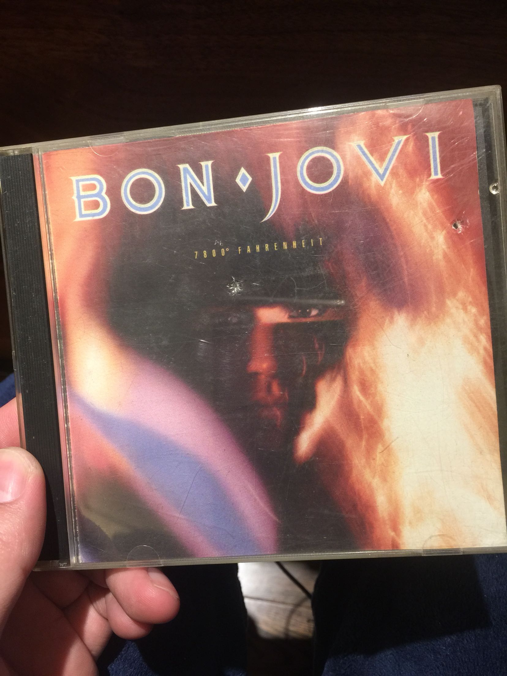 bon jovi 7800 Fahrenheit 摇滚 拆在类目 影音电器, 随身听/便携视听/收音, 便携VCD中 - 来自Buy2taobao.com提供专业的淘宝代购服务
