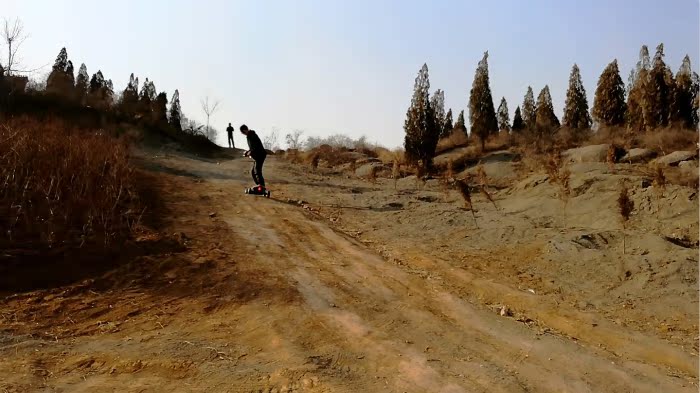 四驱电动无刷越野滑板套件在类目 电动车/配件/交通工具, 电动车零/配件, 更多电动车零/配件中 - 来自Buy2taobao.com提供专业的淘宝代购服务