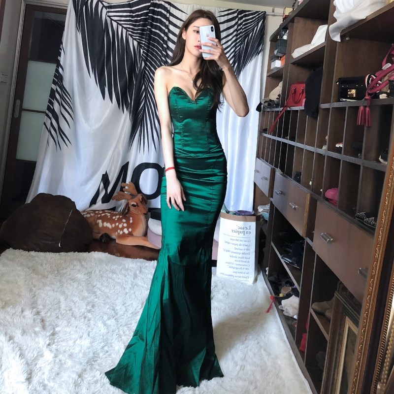 滿減晚宴禮服裙女19新款性感露肩夜店夜場名媛氣質韓版抹胸連衣裙在類目 女裝/女士精品, 婚紗/旗袍/禮服, 禮服/晚裝中 - 來自Buy2taobao.com提供專業的淘寶代購服務
