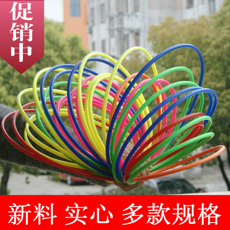 经典儿童套圈游戏套套圈户外亲子地摊套圈圈幼儿园投掷玩具大圈在类目 玩具/童车/益智/积木/模型, 户外运动/休闲/传统玩具, 投掷套圈中 - 来自Buy2taobao.com提供专业的淘宝代购服务