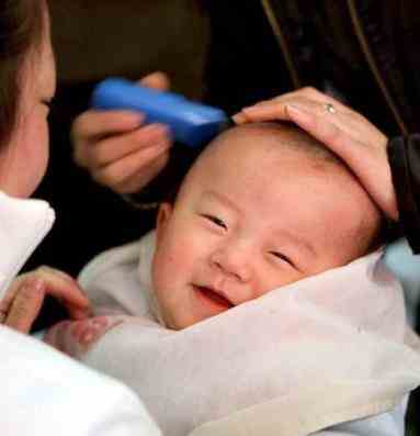 Chengdu baby Haircut The door baby Lanugo Lanugo Keepsakein the Toy/Childs/Puzzle/Building block/Model , Baby Souvenirs/Personalized Products , Tire brush category - from Buy2taobao.com to provide professional Taobao agent buy service