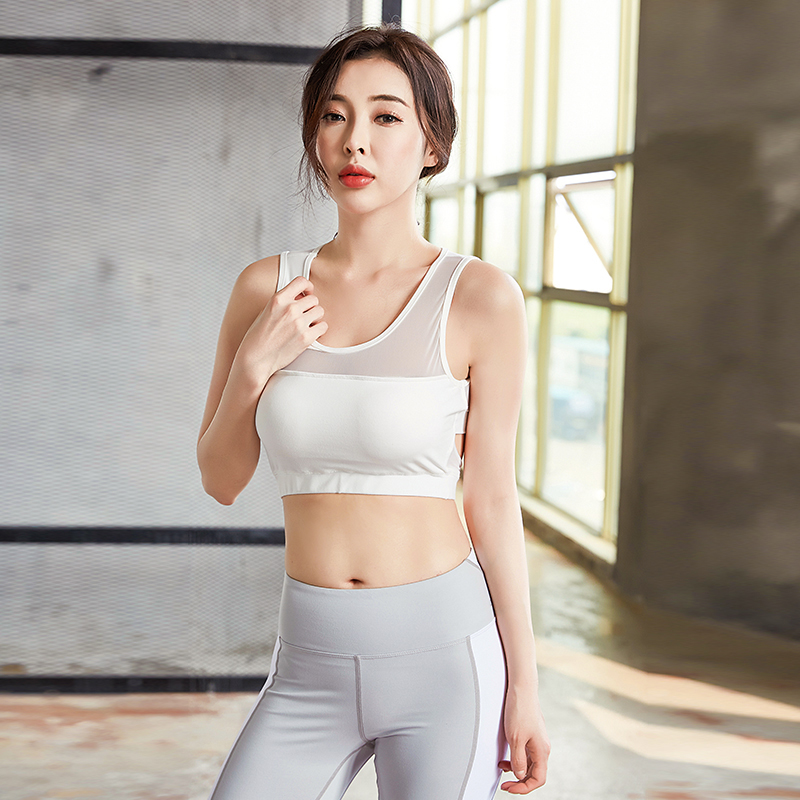 网红瑜伽服套装女时尚性感专业两件空中瑜珈运动健身气质仙气白色在类目 运动/瑜伽/健身/球迷用品, 瑜伽, 瑜伽服中 - 来自Buy2taobao.com提供专业的淘宝代购服务
