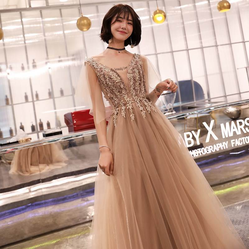 紅地毯禮服女宴會晚禮服長款2018新款香槟色藝考主持人年會禮服生在類目 女裝/女士精品, 婚紗/旗袍/禮服, 禮服/晚裝中 - 來自Buy2taobao.com提供專業的淘寶代購服務