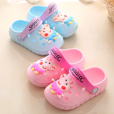 小猪佩奇儿童凉拖鞋可爱宝宝拖鞋夏室内防滑小中童软底洞洞鞋女童