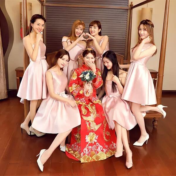 伴娘服长款2018新款韩版姐妹团毕业聚会年会晚礼服秋冬粉色姐妹裙在类目 女装/女士精品, 婚纱/旗袍/礼服, 礼服/晚装中 - 来自Buy2taobao.com提供专业的淘宝代购服务