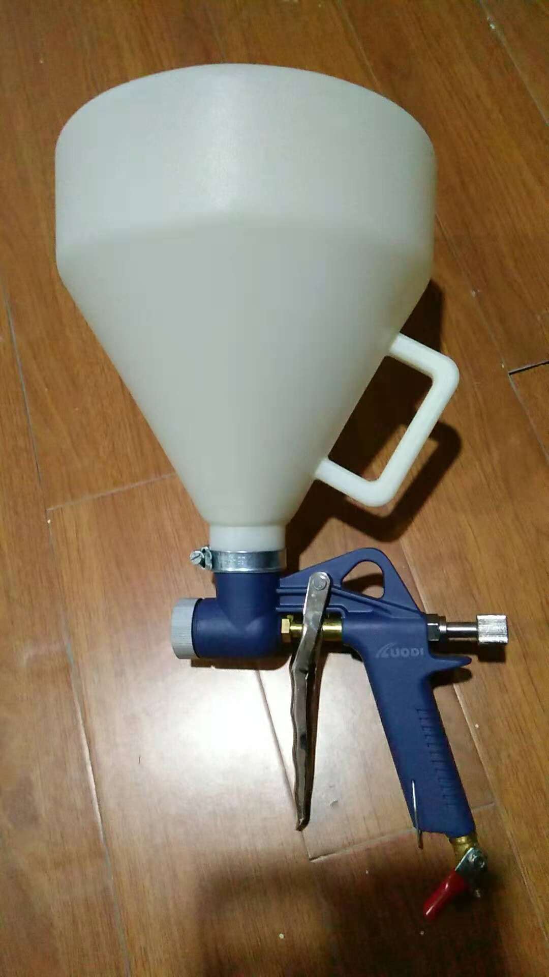 Armor PU Dedicated Manual Spray gun Large bucket Spray gun atomization Barometric pressure Mediate convenient multi-function Spray gunin the Hardware/Tool , Hand Tools , Welding Spray , Spray gun category - from Buy2taobao.com to provide professional Taobao agent buy service