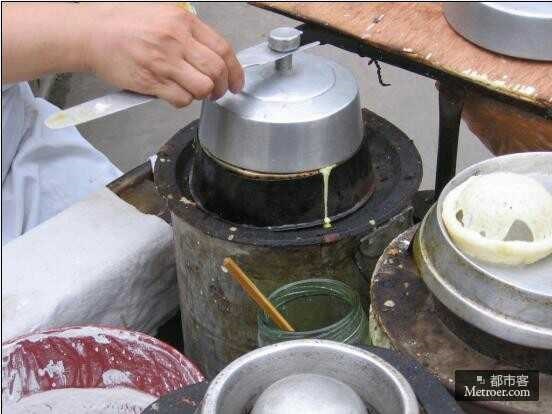 鸡蛋不翻锅出摊铸铁大平鏊煎饼鏊子小凹馍鏊子,在类目 厨房/烹饪用具, 烹饪用具, 锅具/煲/烧水壶, 砂锅/石锅中 - 来自Buy2taobao.com提供专业的淘宝代购服务