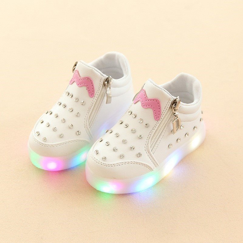 child rhinestones shoe boy sneaker Baby girl led light shoes在类目 童鞋/婴儿鞋/亲子鞋, 皮鞋中 - 来自Buy2taobao.com提供专业的淘宝代购服务