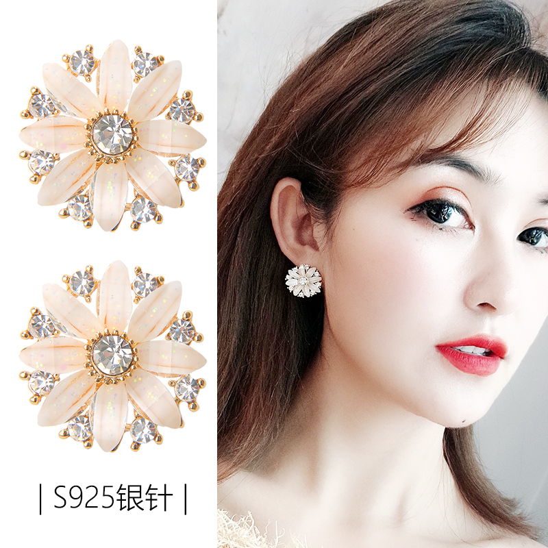 时尚花朵少女耳钉女纯银耳环夏天2019新款潮网红清新百搭甜美耳坠|ruв категории Украшения,ювелирные изделия, серьга, ухо зажим - от Buy2taobao.com для оказания профессиональной услуги покупки агента Taobao