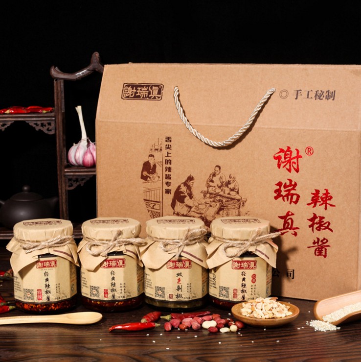 纯手工农家自制经典传统花生超香麻油秘制鲜辣椒酱(四瓶)礼盒装在类目 粮油米面/南北干货/调味品, 调味品/果酱/沙拉, 调味酱, 酱类调料中 - 来自Buy2taobao.com提供专业的淘宝代购服务